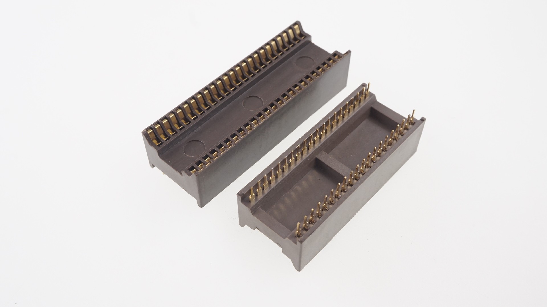 Burn In Socket DIP 2.54 mm Pitch 6 8 12 14 16 18 20 24 28 32 40 48 Pin Gold plate IC Test Socket Through Hole Dual Row