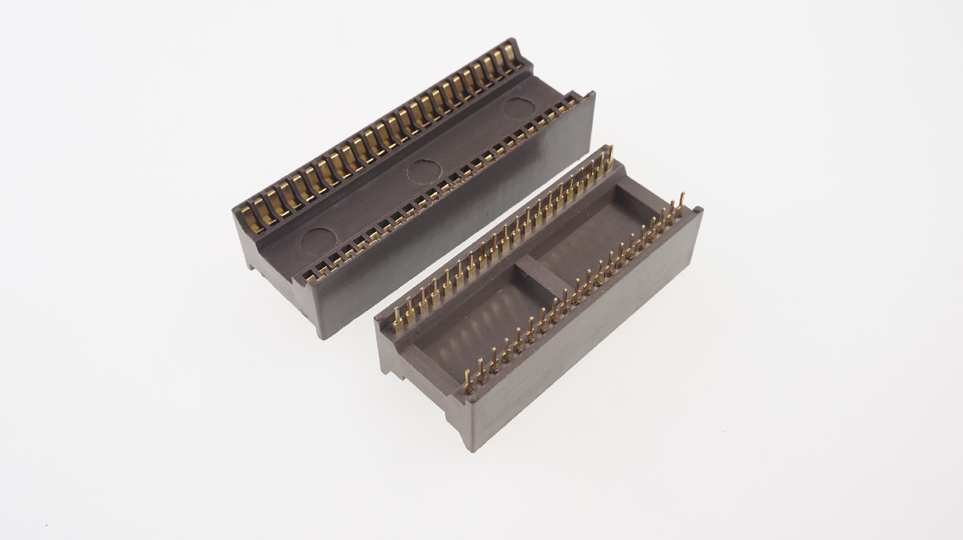 Burn In Socket DIP 2.54 mm Pitch 6 8 12 14 16 18 20 24 28 32 40 48 Pin Gold plate IC Test Socket Through Hole Dual Row