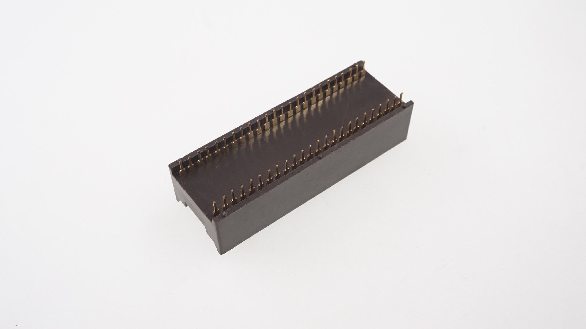 Burn In Socket DIP 2.54 mm Pitch 6 8 12 14 16 18 20 24 28 32 40 48 Pin Gold plate IC Test Socket Through Hole Dual Row